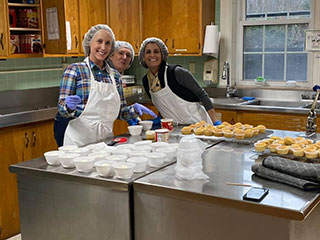 kitchen assistants